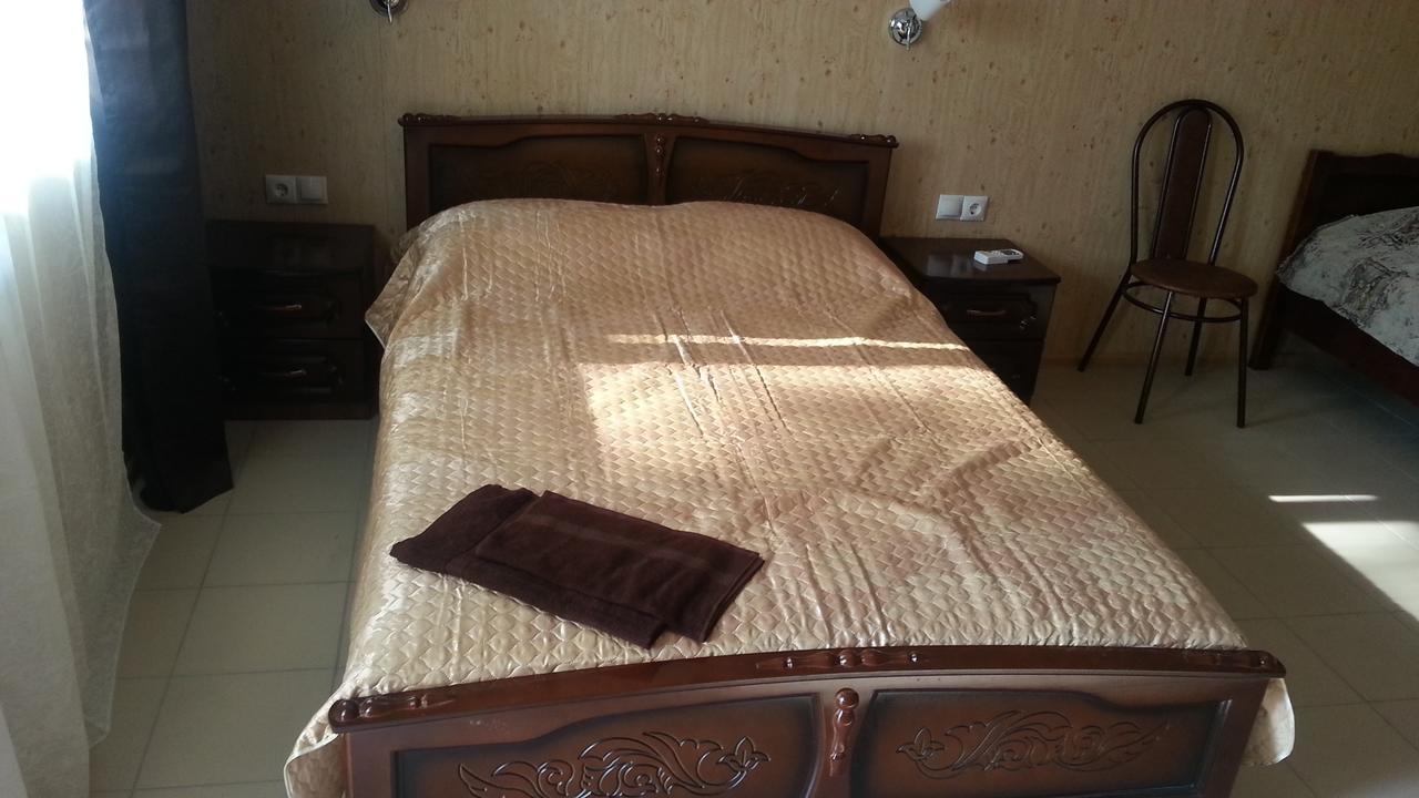 Guest House Raduga Alakhadzi Ngoại thất bức ảnh